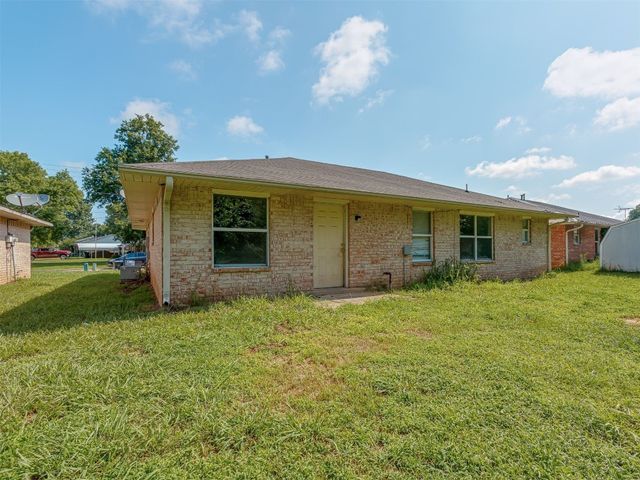 1106 Foggy Bottom Road, Tecumseh, OK 74873