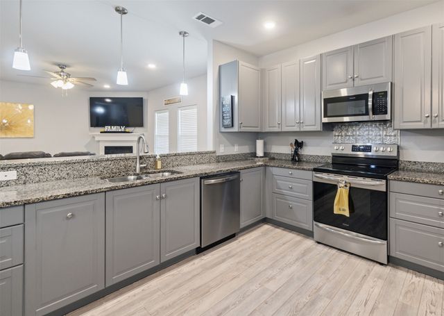 591 E Eubank Street, Mabank, TX 75147