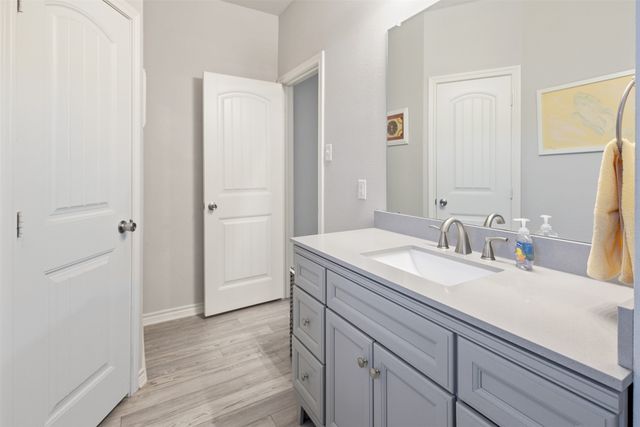 591 E Eubank Street, Mabank, TX 75147