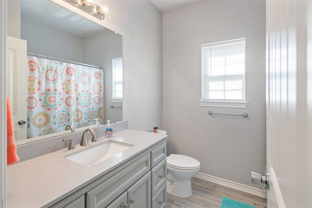 591 E Eubank Street, Mabank, TX 75147