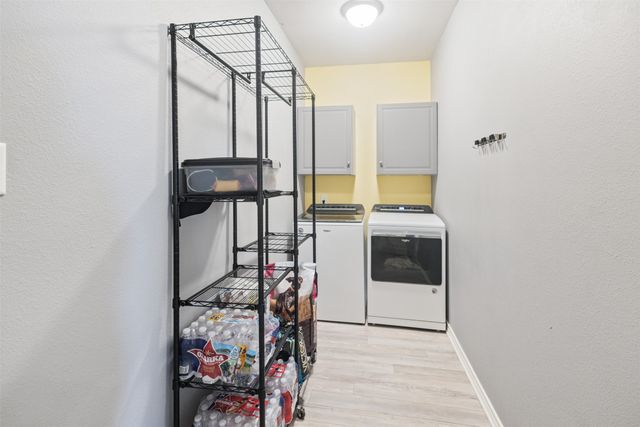 591 E Eubank Street, Mabank, TX 75147