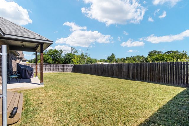 591 E Eubank Street, Mabank, TX 75147