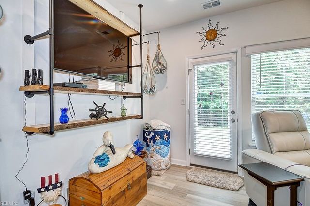 1002 Opal St 103, Suffolk, VA 23435