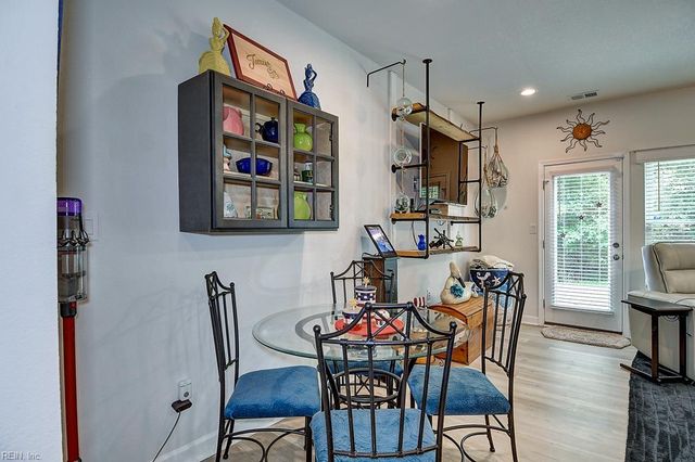 1002 Opal St 103, Suffolk, VA 23435