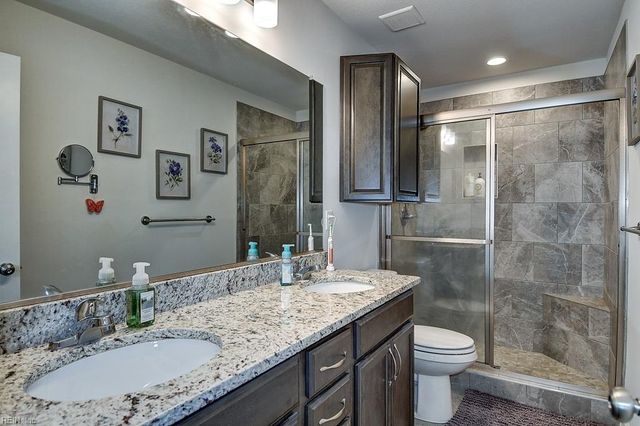 1002 Opal St 103, Suffolk, VA 23435