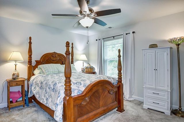 1002 Opal St 103, Suffolk, VA 23435