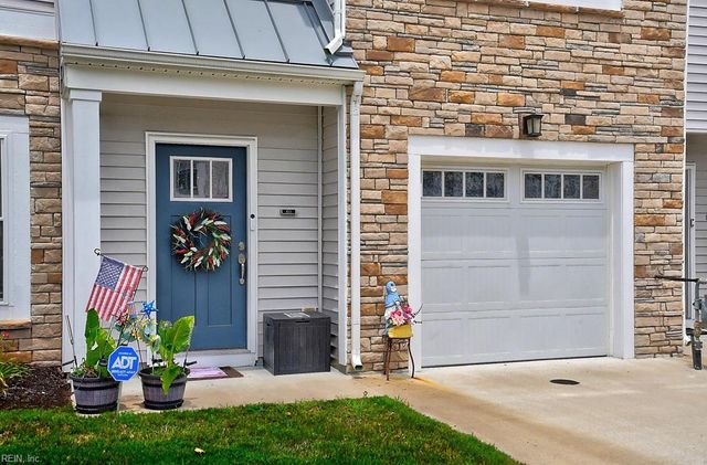 1002 Opal St 103, Suffolk, VA 23435