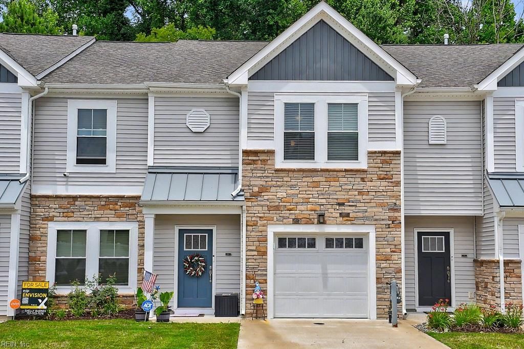 1002 Opal St 103, Suffolk, VA 23435