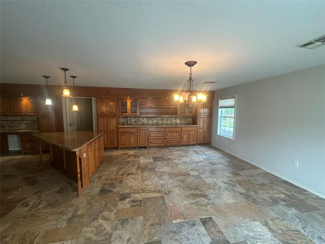1181 Pr 2225, Buffalo, TX 75831