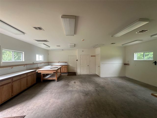 1181 Pr 2225, Buffalo, TX 75831