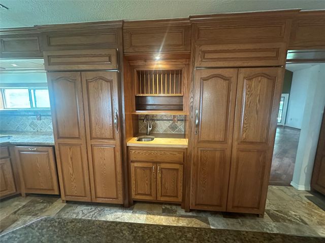 1181 Pr 2225, Buffalo, TX 75831