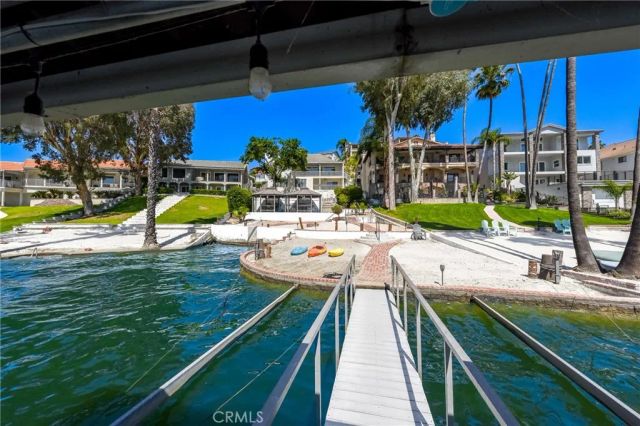 22376 W San Joaquin, Canyon Lake, CA 92587