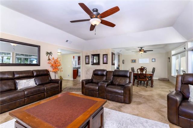 22376 W San Joaquin, Canyon Lake, CA 92587
