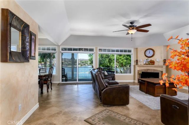 22376 W San Joaquin, Canyon Lake, CA 92587