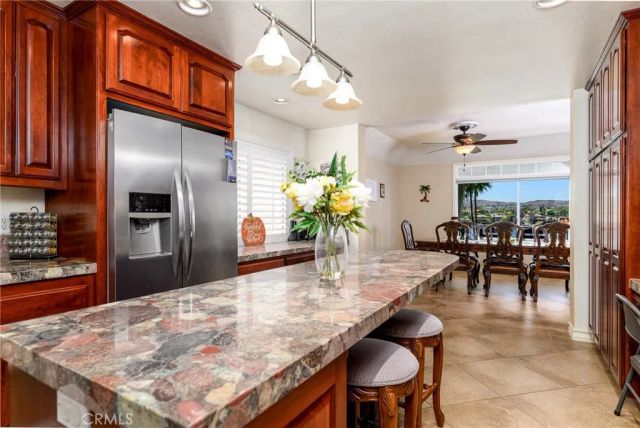 22376 W San Joaquin, Canyon Lake, CA 92587