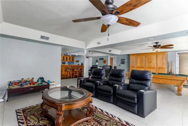 22376 W San Joaquin, Canyon Lake, CA 92587