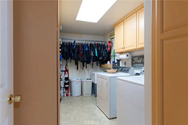 22376 W San Joaquin, Canyon Lake, CA 92587