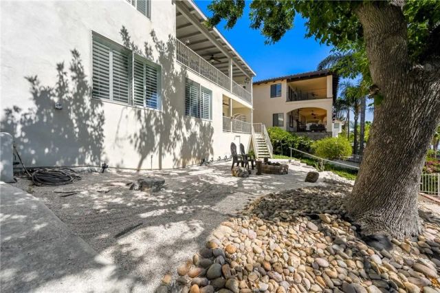 22376 W San Joaquin, Canyon Lake, CA 92587