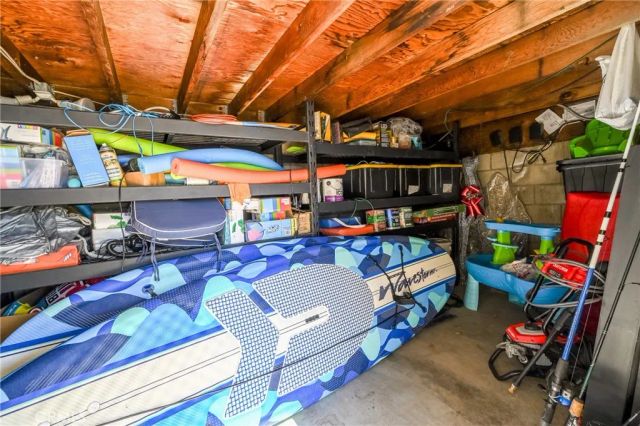 22376 W San Joaquin, Canyon Lake, CA 92587