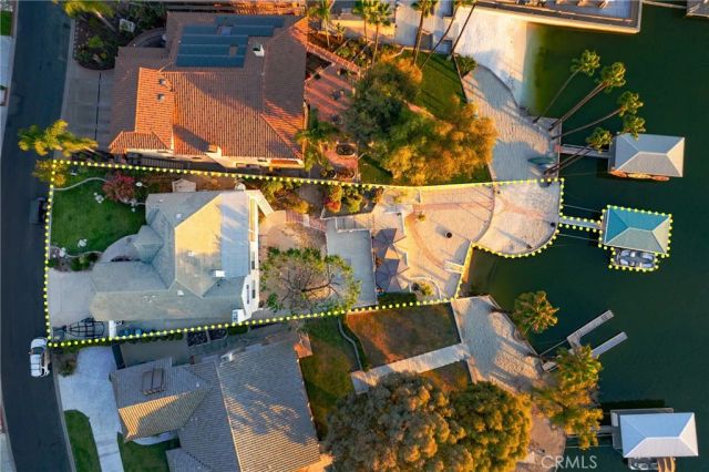 22376 W San Joaquin, Canyon Lake, CA 92587