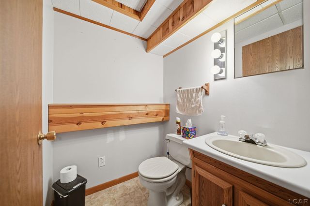 2200 E Munger Road, Tecumseh, MI 49286