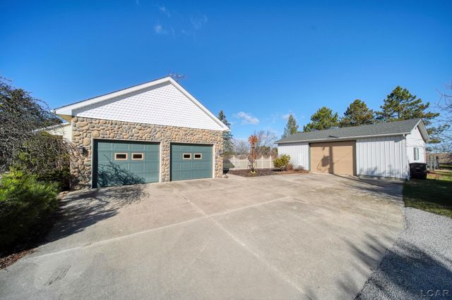 2200 E Munger Road, Tecumseh, MI 49286