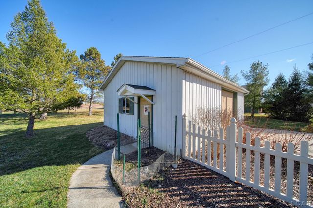 2200 E Munger Road, Tecumseh, MI 49286