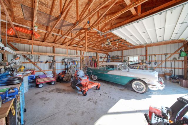 2200 E Munger Road, Tecumseh, MI 49286