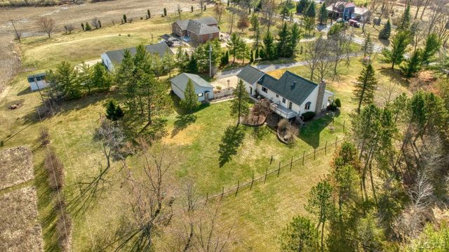 2200 E Munger Road, Tecumseh, MI 49286