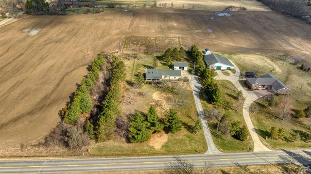 2200 E Munger Road, Tecumseh, MI 49286