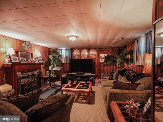 4705 CROSSWOOD AVE, Baltimore, MD 21214