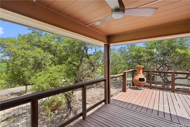 404 Valley Ridge, Canyon Lake, TX 78133