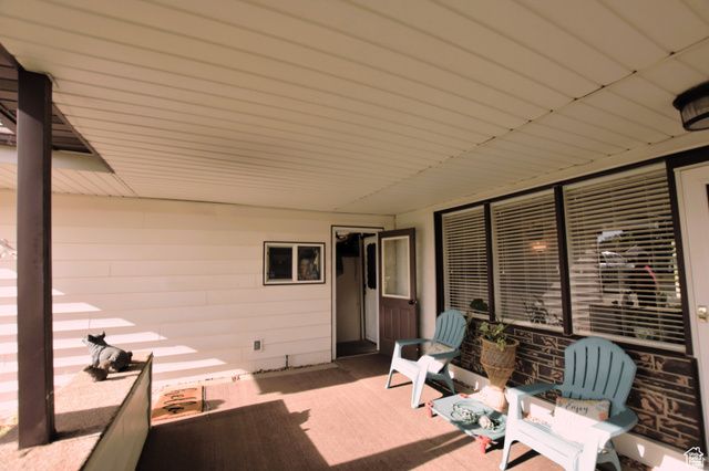 806 VALERIA DR, Layton, UT 84041