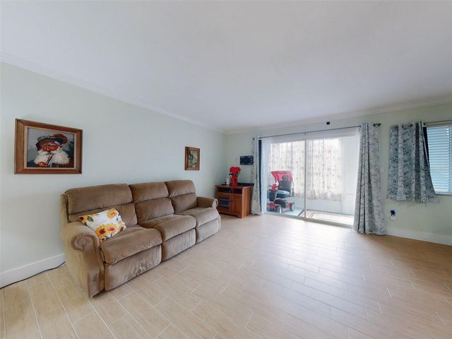 588 BAHIA CIRCLE A, Ocala, FL 34472