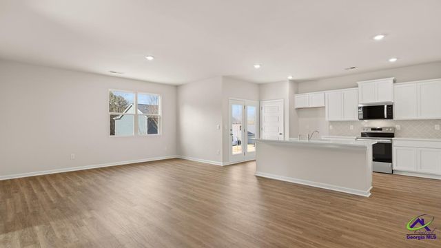 1123 Adirondac Way, Bonaire, GA 31005