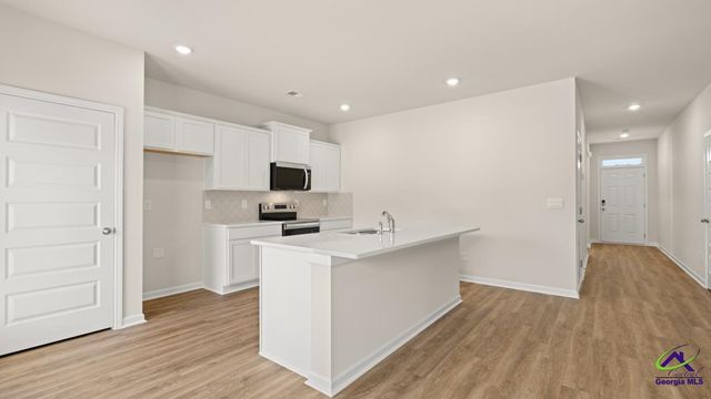1123 Adirondac Way, Bonaire, GA 31005