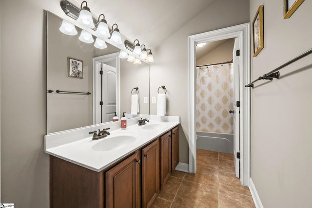 2 Sheldrake Place, Simpsonville, SC 29681