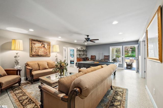 2 Sheldrake Place, Simpsonville, SC 29681