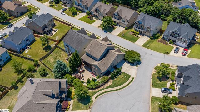 2 Sheldrake Place, Simpsonville, SC 29681