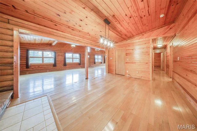 845 County Road 2470, Salem, MO 65560