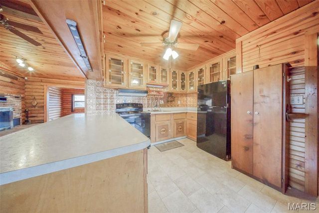 845 County Road 2470, Salem, MO 65560