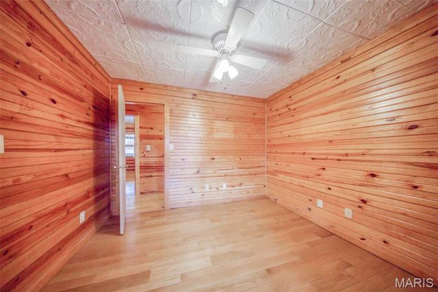 845 County Road 2470, Salem, MO 65560