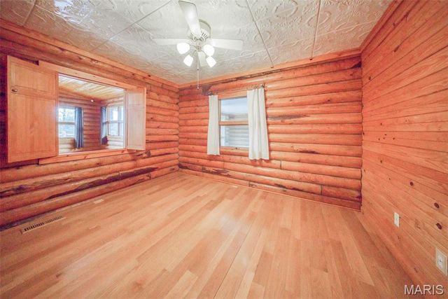 845 County Road 2470, Salem, MO 65560