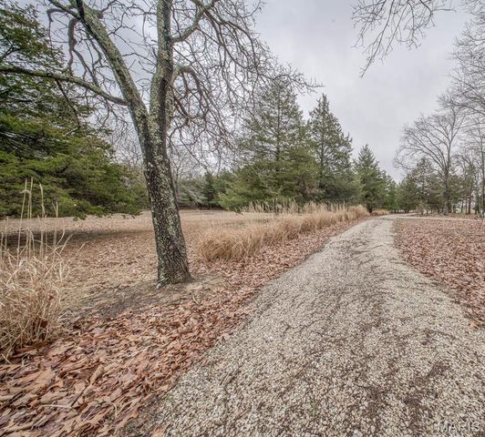 845 County Road 2470, Salem, MO 65560