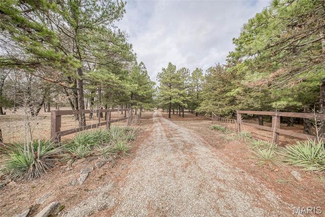 845 County Road 2470, Salem, MO 65560