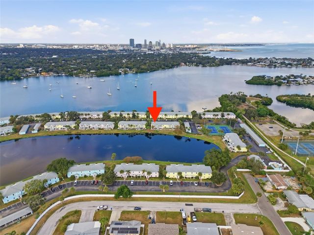 220 POMPANO DRIVE SE D, St Petersburg, FL 33705
