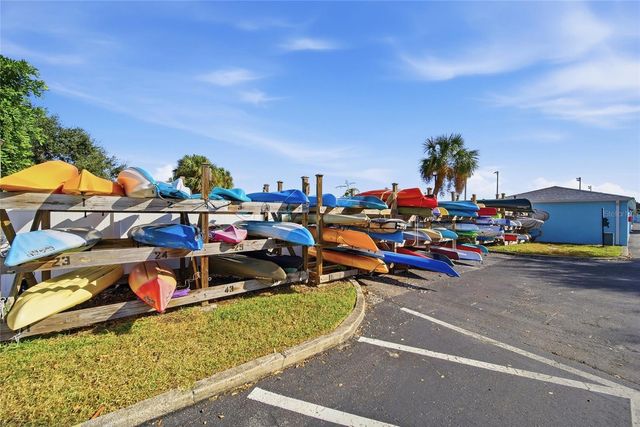 220 POMPANO DRIVE SE D, St Petersburg, FL 33705