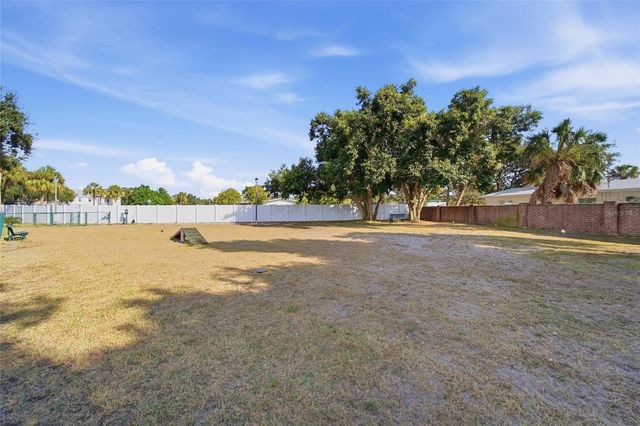 220 POMPANO DRIVE SE D, St Petersburg, FL 33705