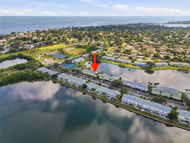 220 POMPANO DRIVE SE D, St Petersburg, FL 33705