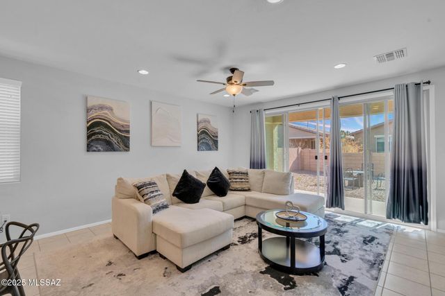 6556 E Via Arroyo Azul, Tucson, AZ 85756